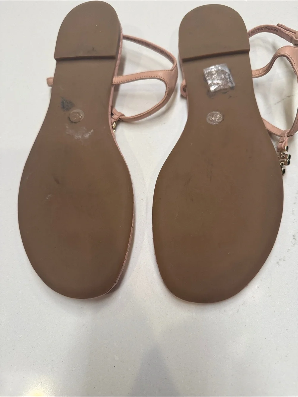 Tory Burch Pink Quilted T-Strap Sandals with Gold Logo Minimalist Sz8.5